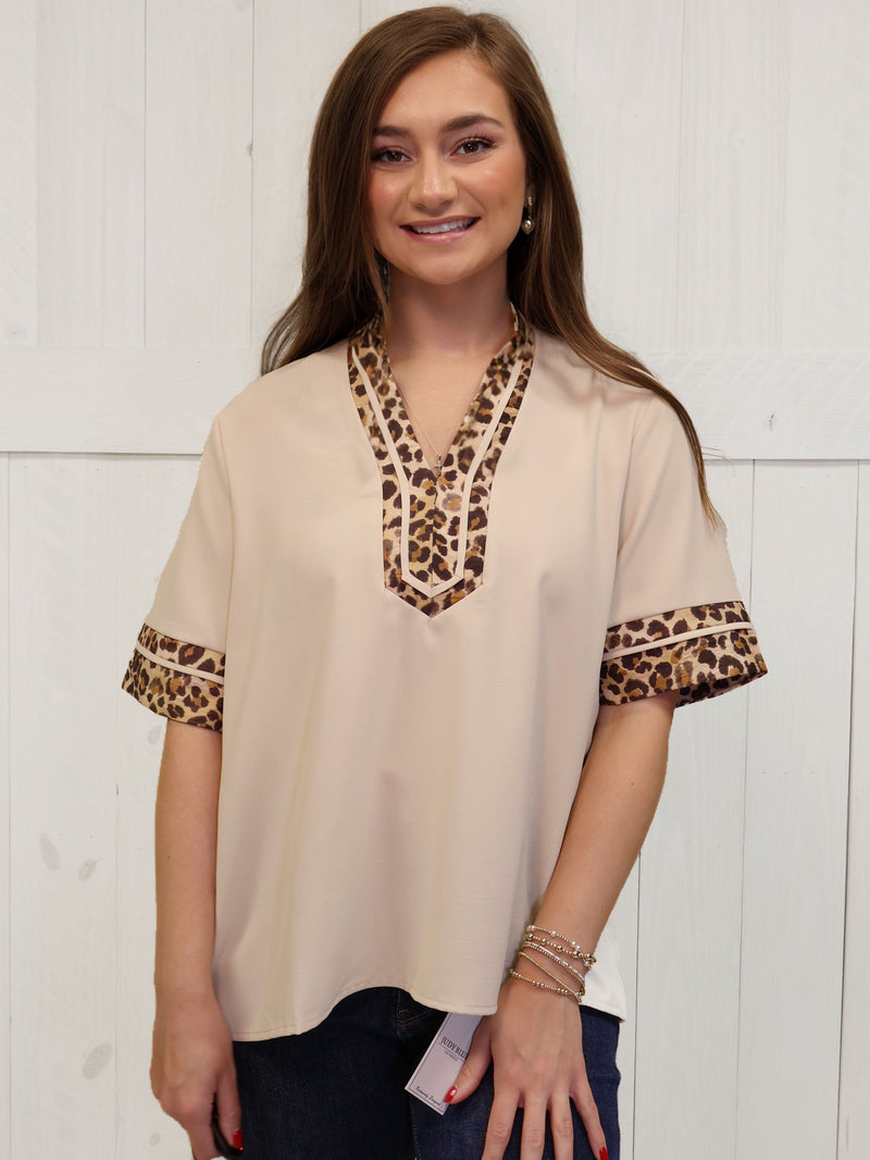 Women’s Entro Cheetah Accents top