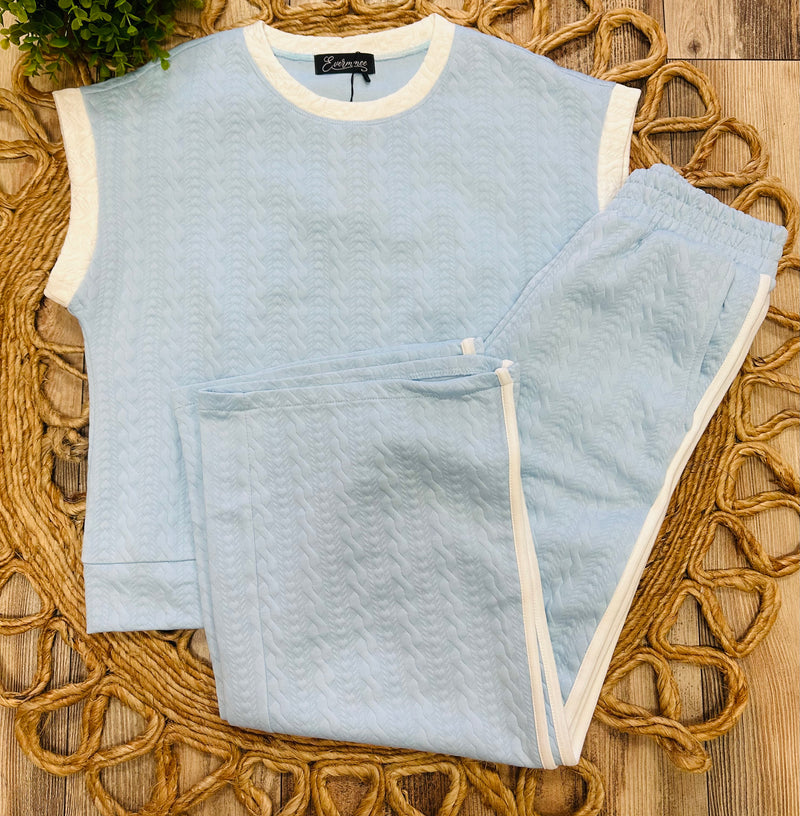 Women’s Evermmee Sky Blue White Trim Textured 2 Piece Set