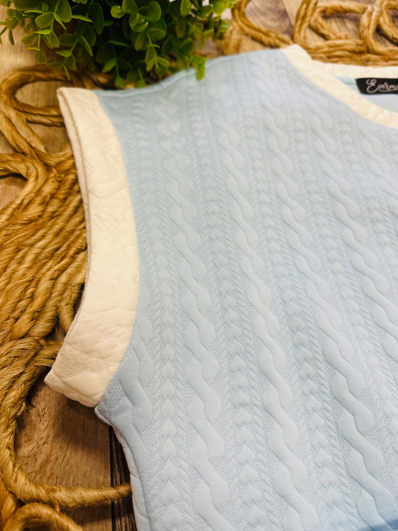 Women’s Evermmee Sky Blue White Trim Textured 2 Piece Set