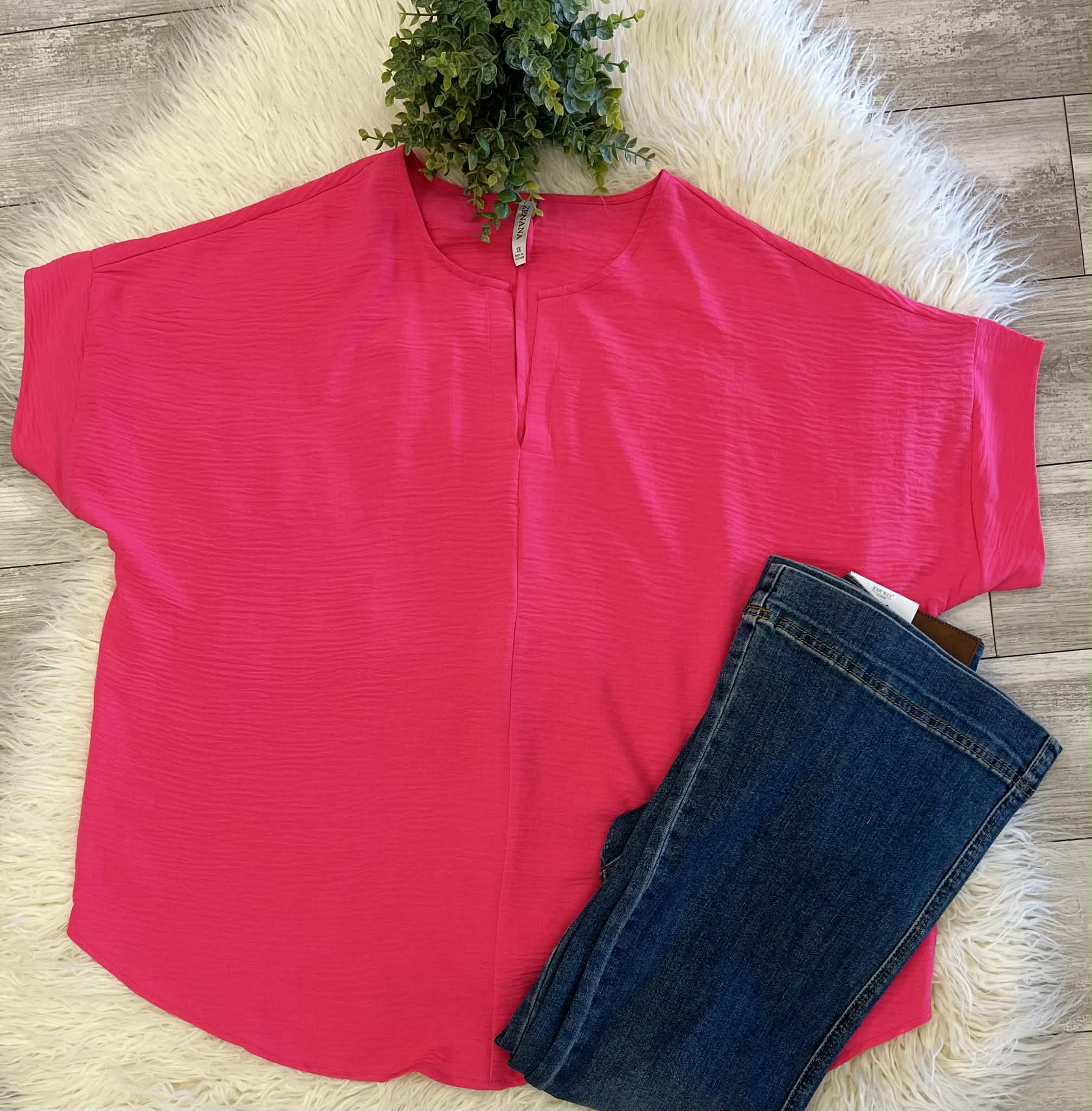 Women’s Fuschia Zenana Curvy Top