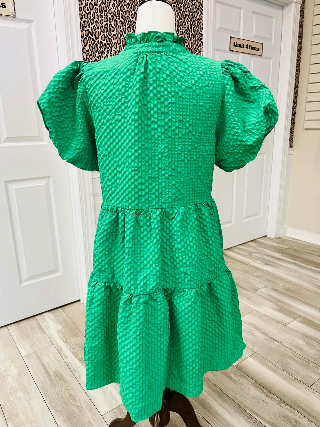 Women’s GiGiO Green Seersucker Puff Sleeve Mini Dress