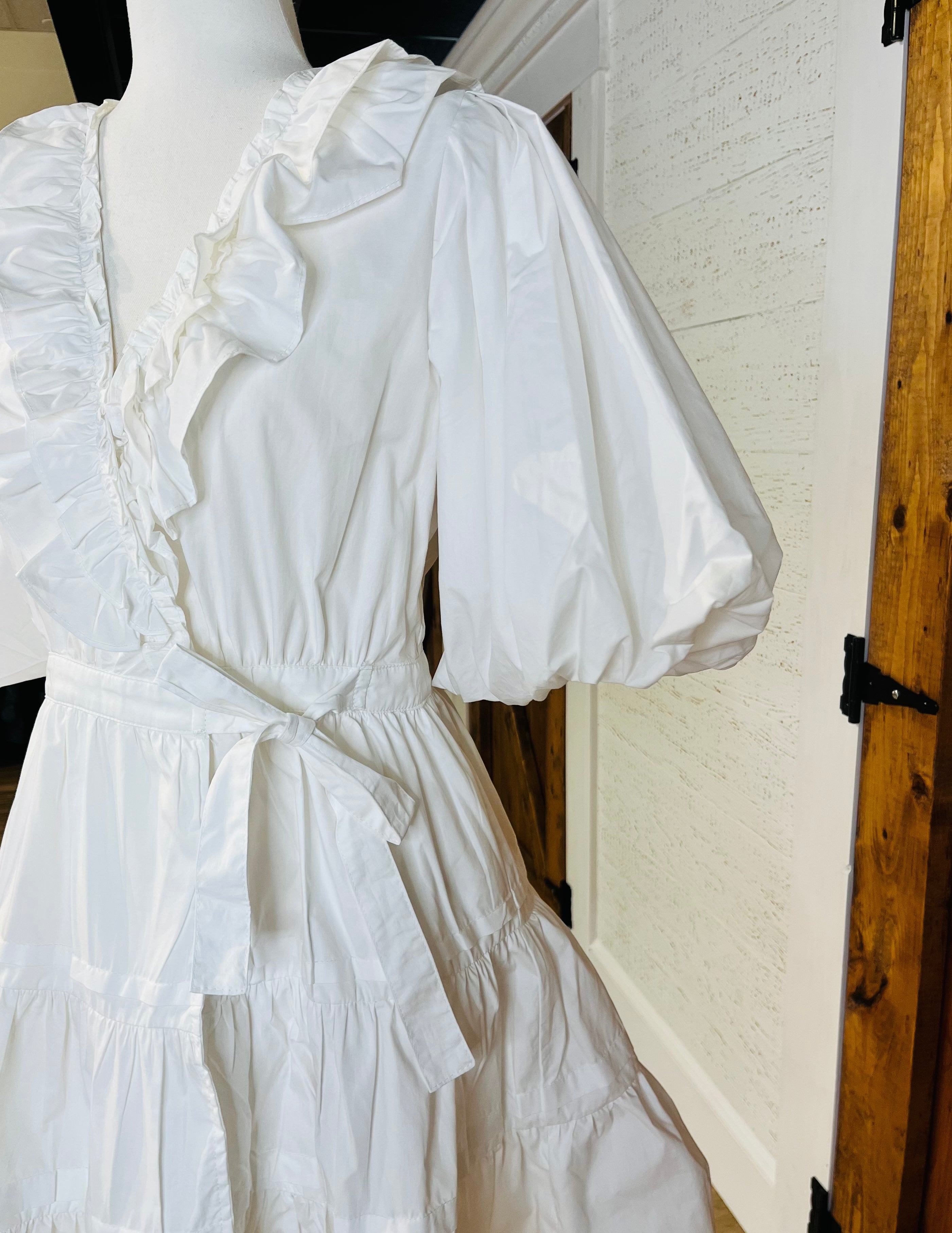 Women’s GiGiO White Tiered Wrap Dress