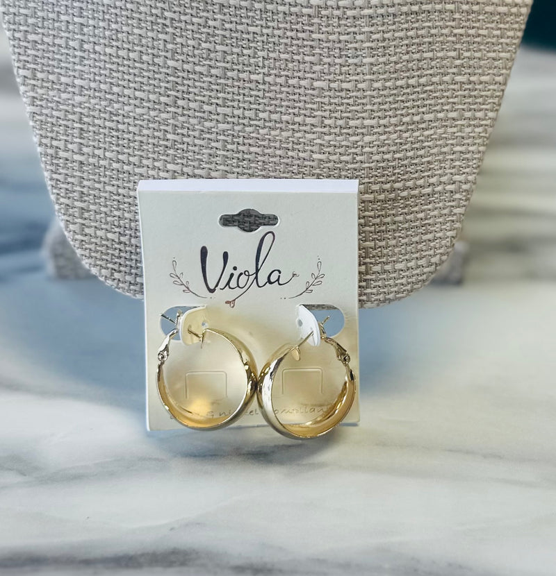 Women’s Gold Hoops