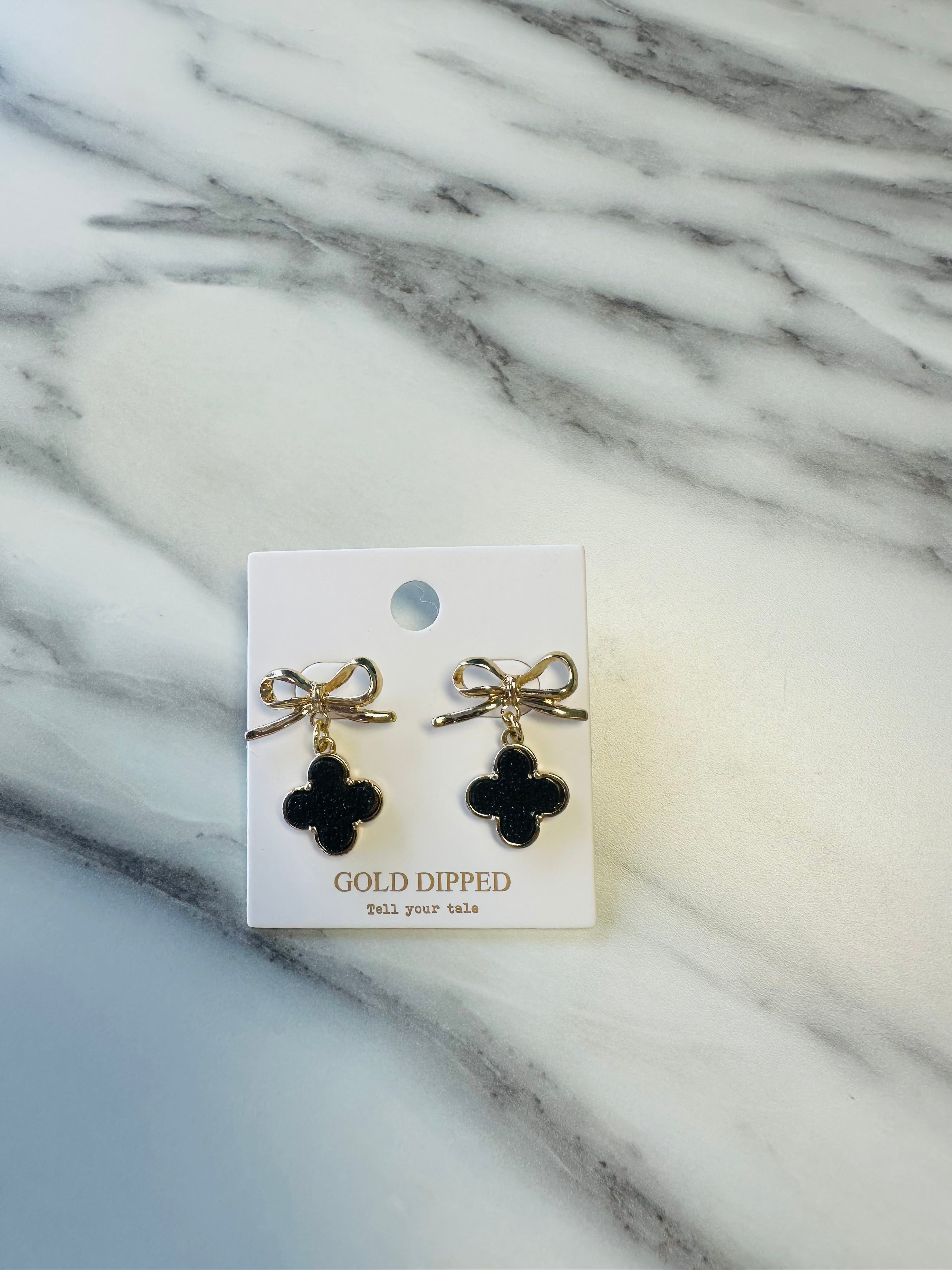 Women’s Golden Bow and Black Clover Dangled Earrings