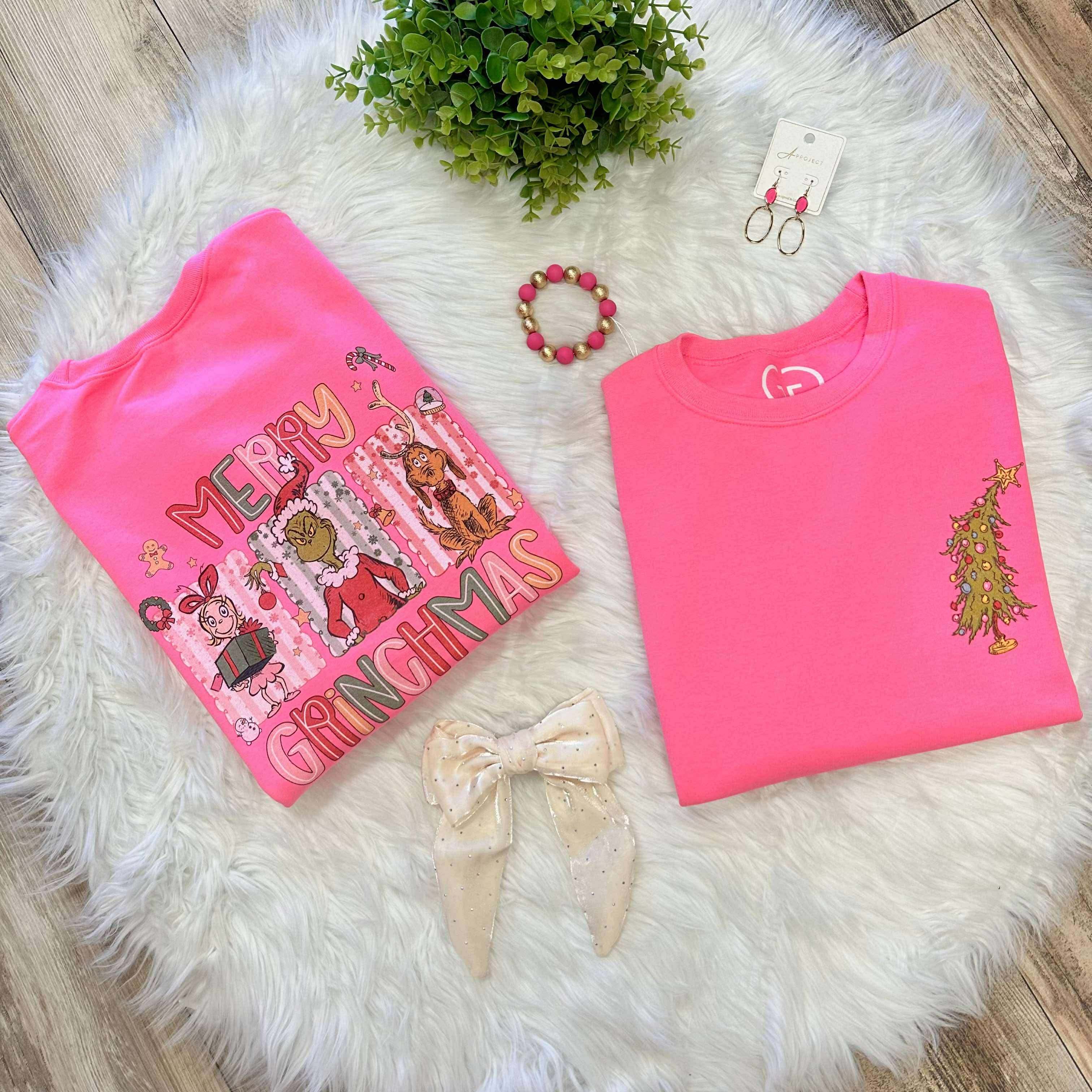 Women’s Grinch Christmas Crewneck Graphic Sweatshirt