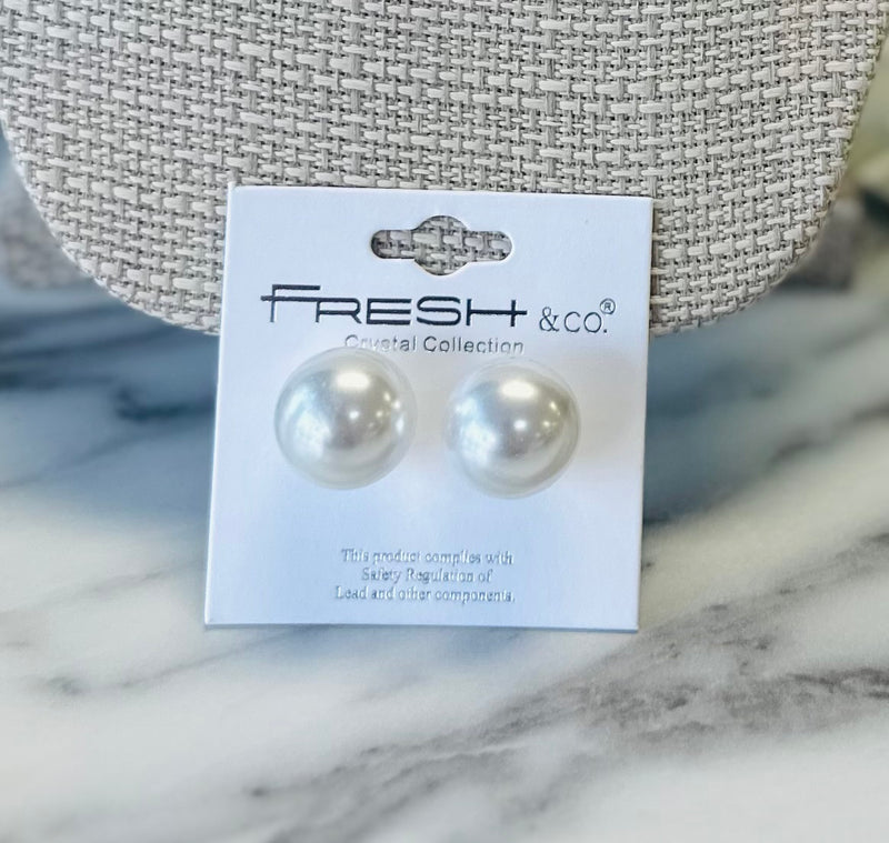 Women’s Large Pearl Earrings