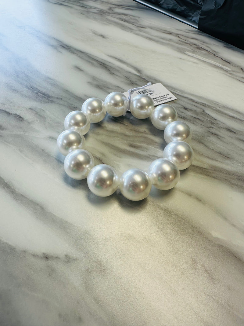 Women’s Pearl Bracelet