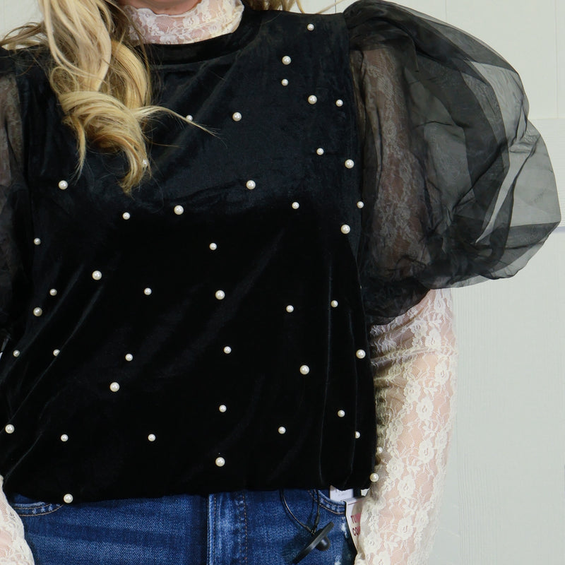 Women’s Pearl Velvet Puff Sleeve Top