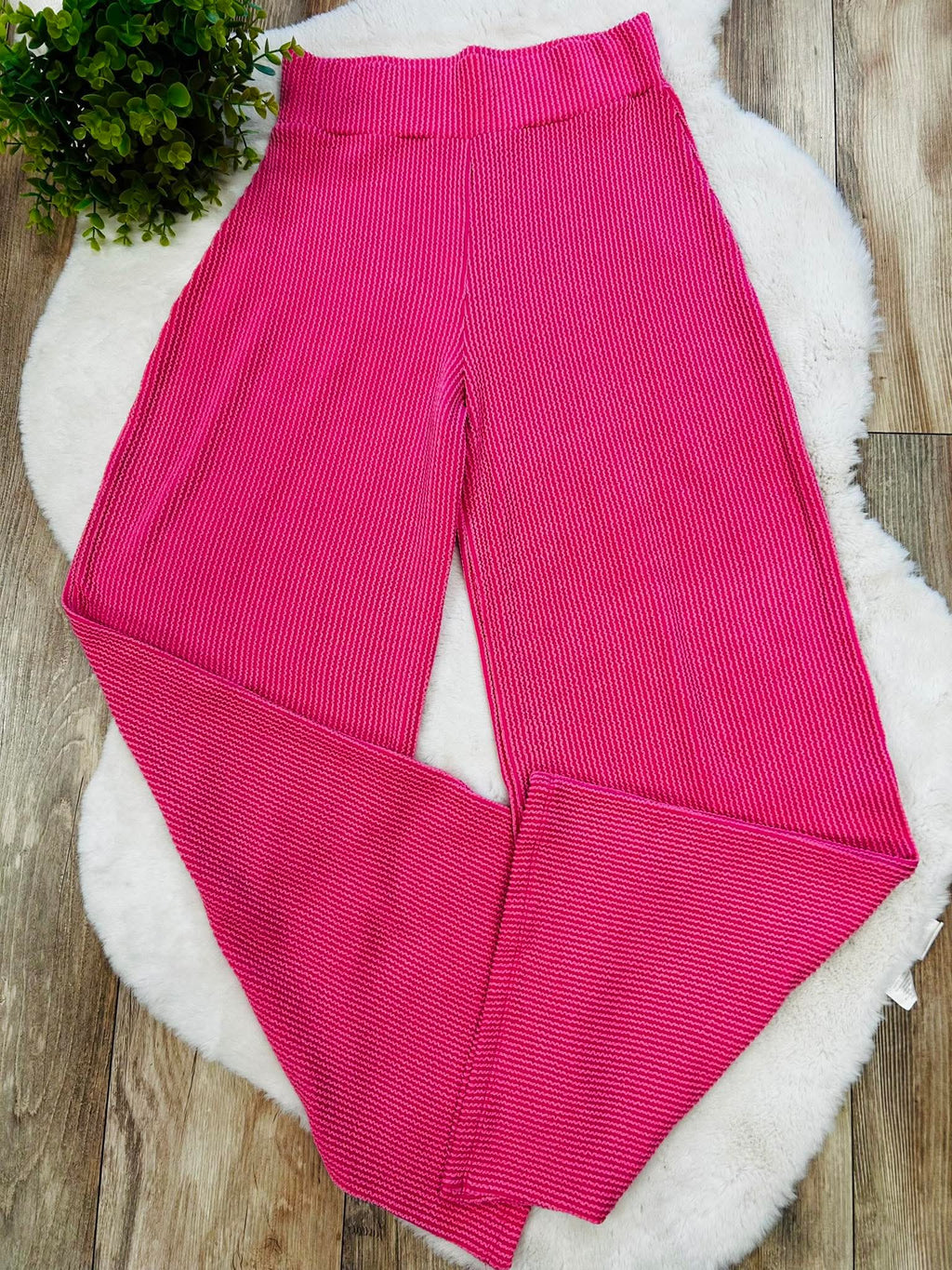 Women’s Ribbed Mock Neck Top and Pants Set in Hott Pink