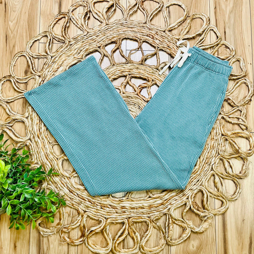 Women’s Ribbed Top and Drawstring Pant Set in Jade