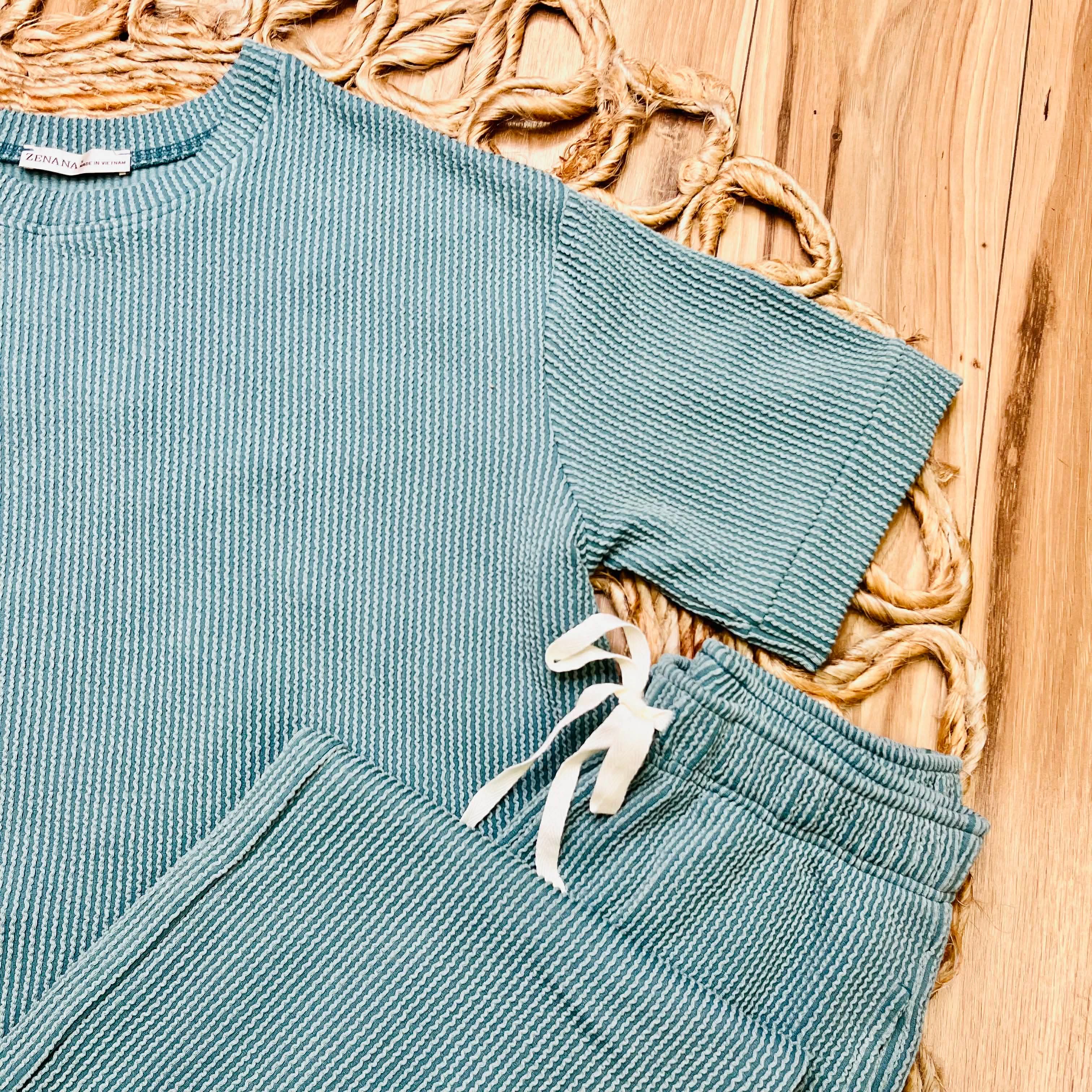 Women’s Ribbed Top and Drawstring Pant Set in Jade