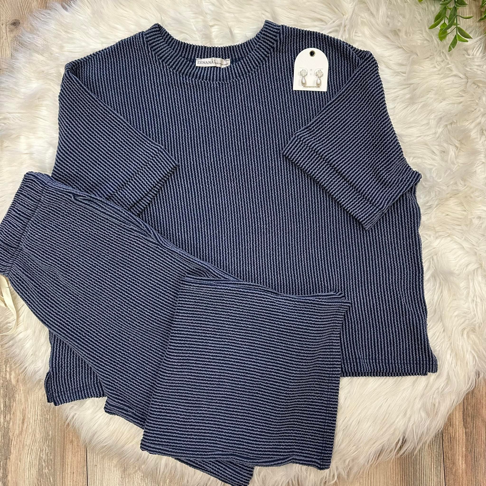 Women’s Ribbed Top and Drawstring Pant Set in Navy