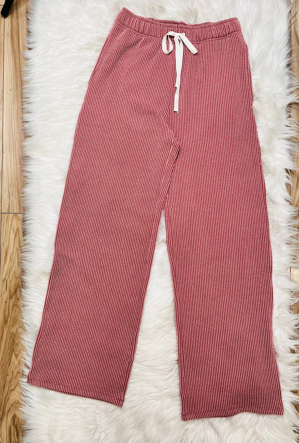 Women’s Ribbed Top and Drawstring Pant Set in rose
