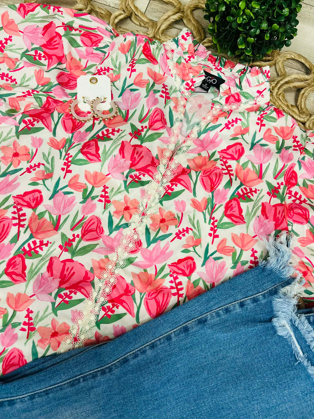 Women’s Rose Floral Print Puff Sleeve Top with Decorative Trim
