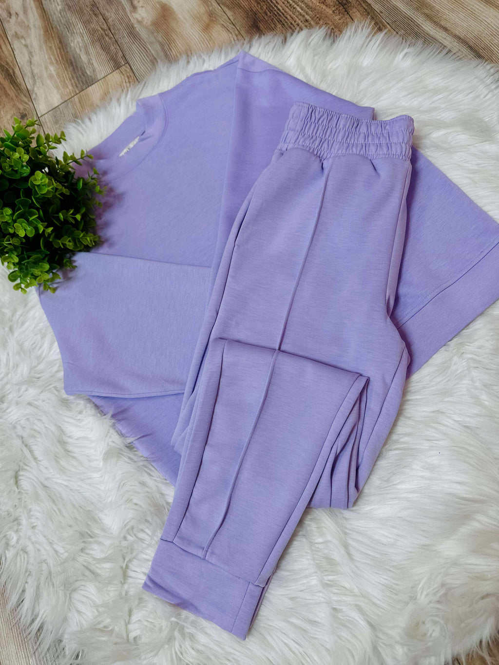 Women’s Scuba Mock Neck Top and Jogger Set Lavender