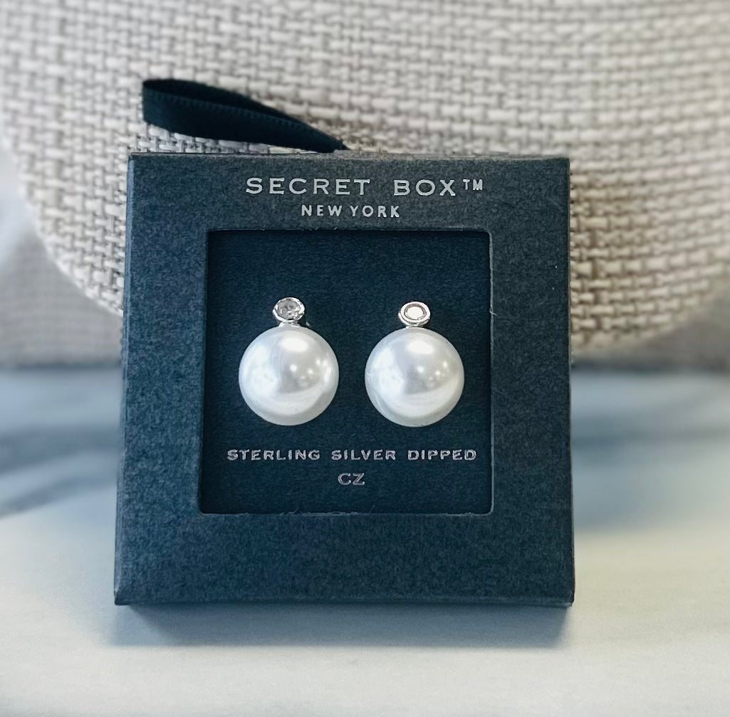 Women’s Silver Pearl Earrings