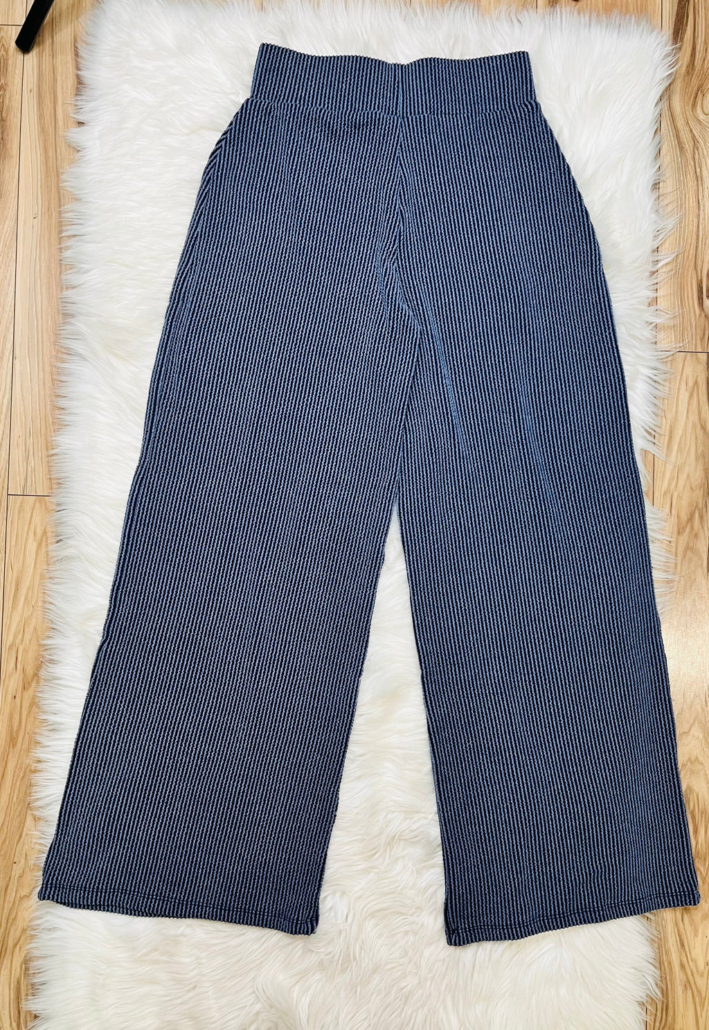 Women’s Sleeveless Navy Ribbed Pant Set
