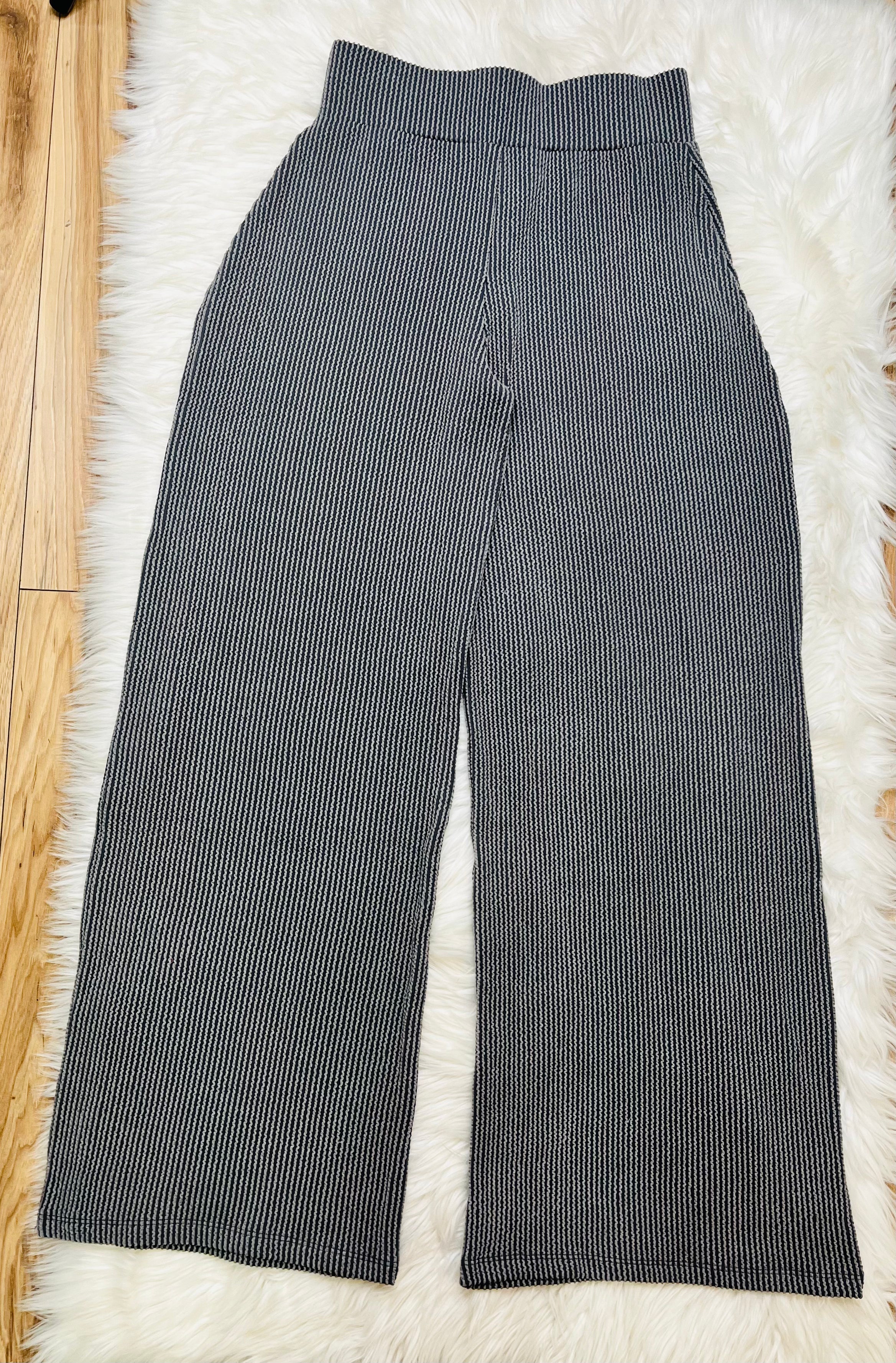 Women’s Sleeveless Ribbed Grey Pant Set