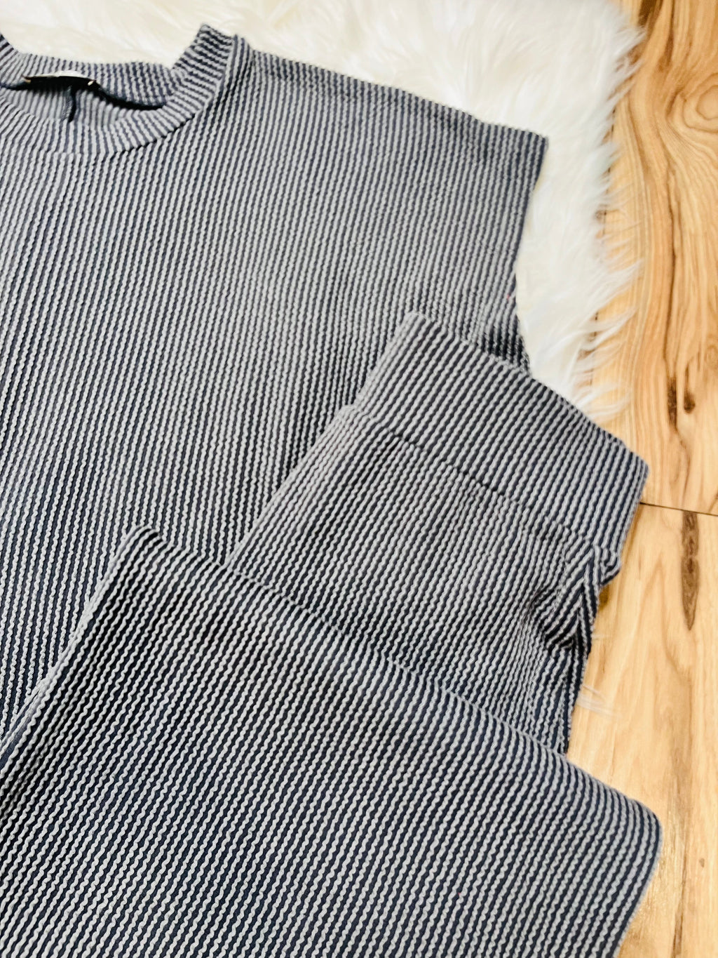 Women’s Sleeveless Ribbed Grey Pant Set