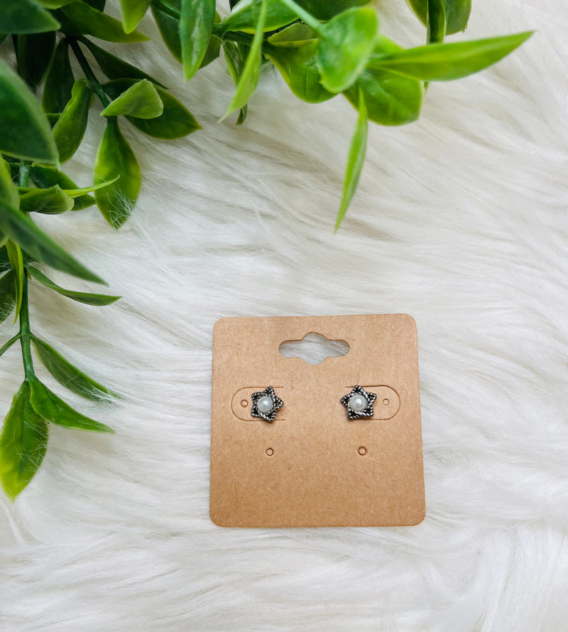 Women’s Small Star Earrings