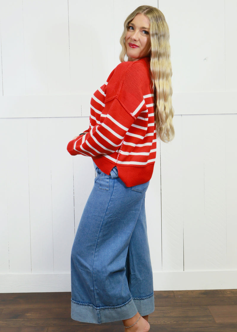 Women’s Stripe Exposed Seam Oversized Sweater Top Red