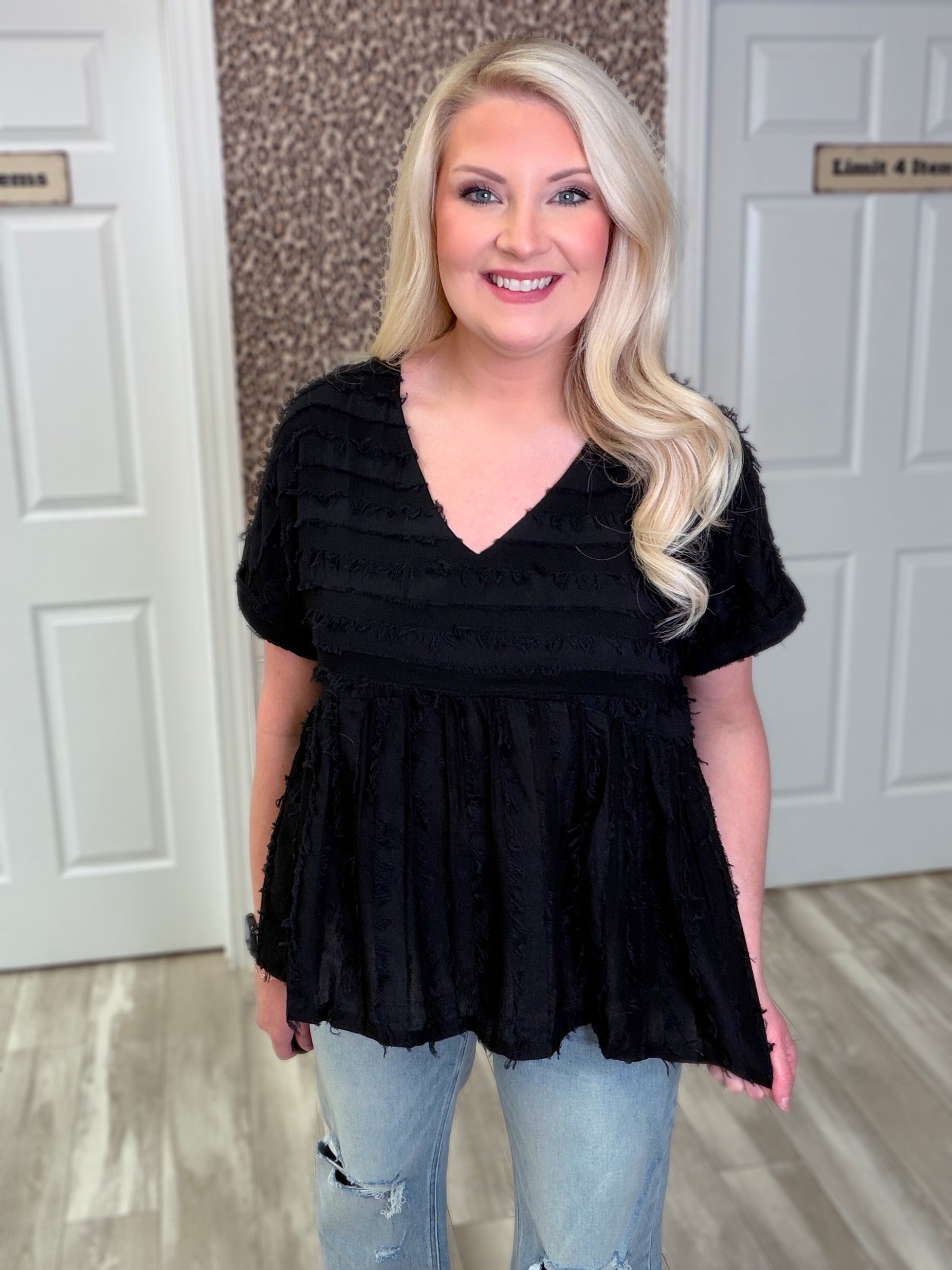 Women’s Textured Babydoll Top in Black
