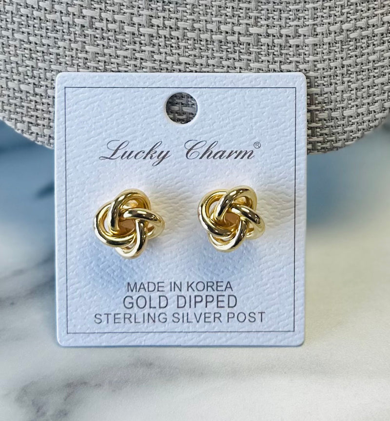Women’s Twisted Gold Earrings