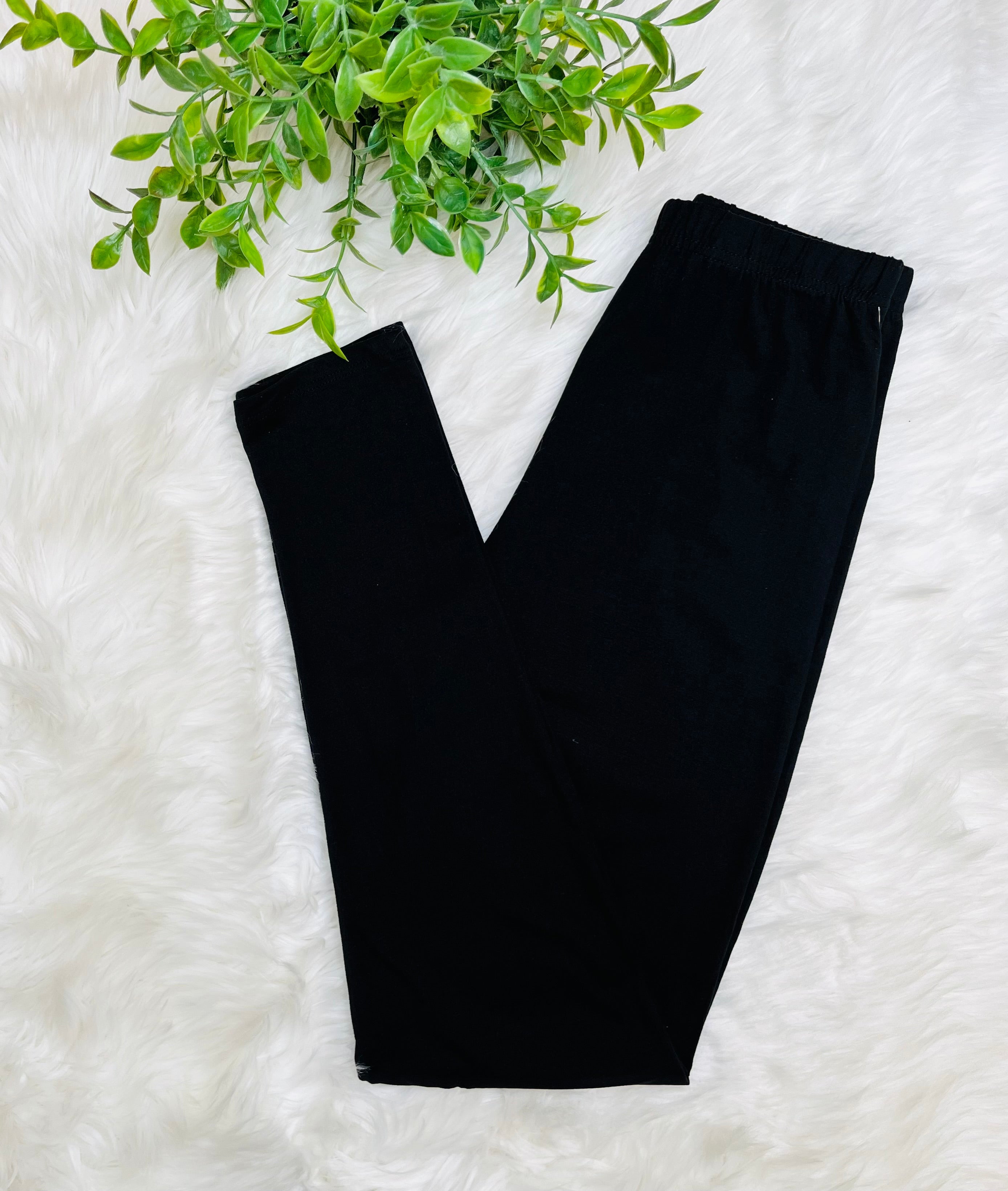 Women’s Ultra Soft Pull on Leggings in Black Thin Band Full Length