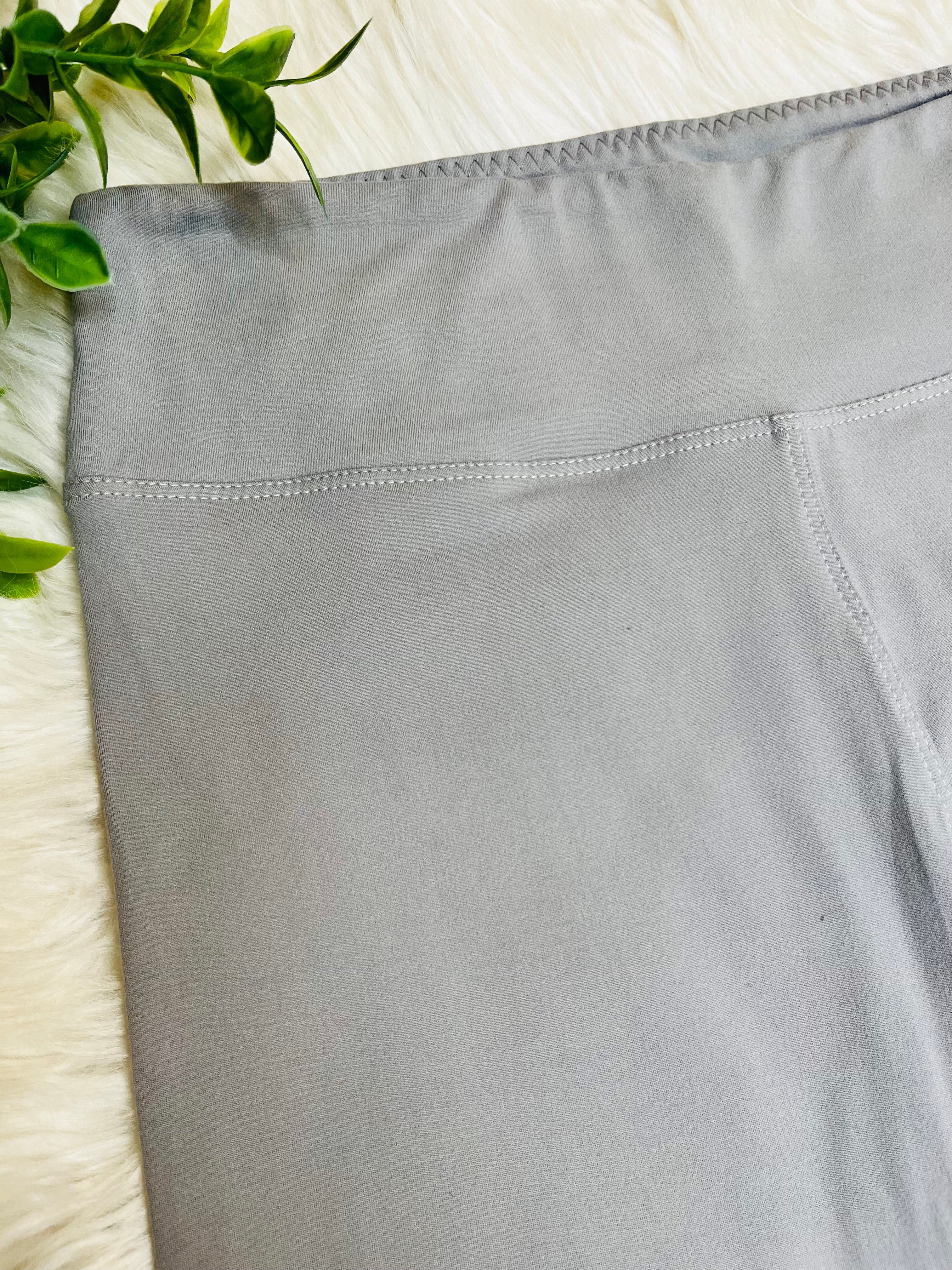 Women’s Ultra Soft Pull on Leggings in Light Grey Full Length