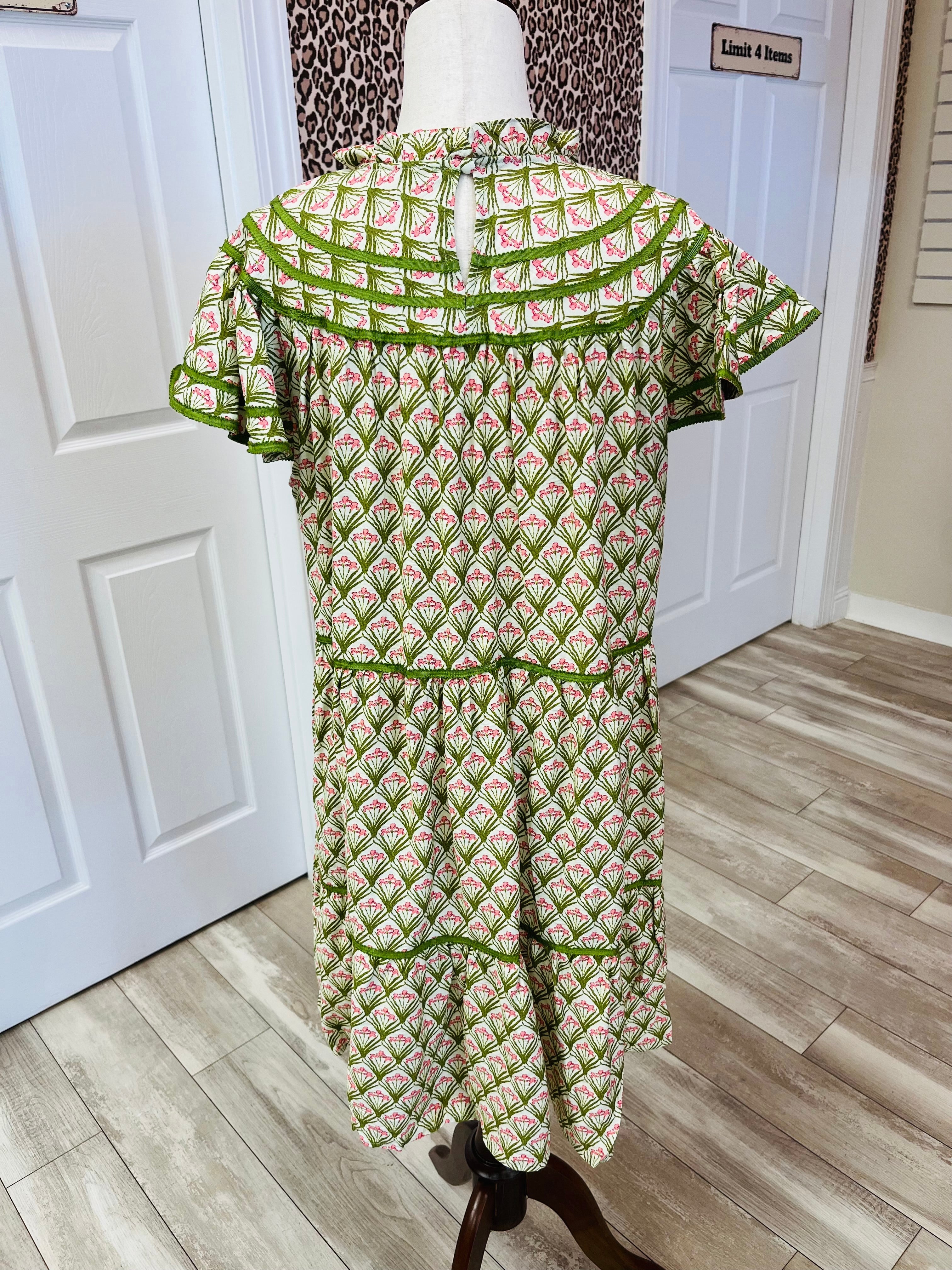 Women’s Umgee Curvy Field of Spring dress