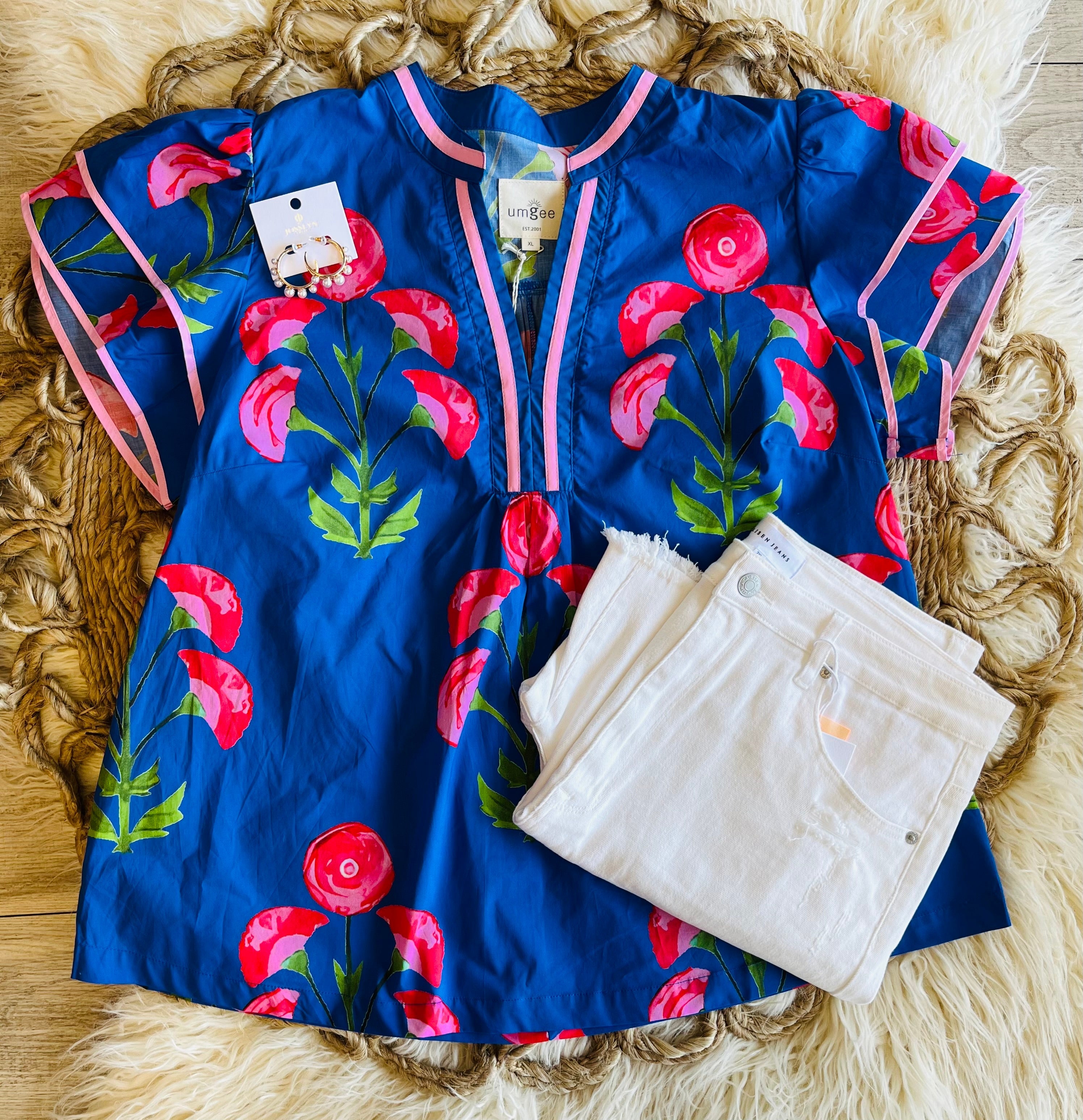 Women’s Umgee Curvy Floral top