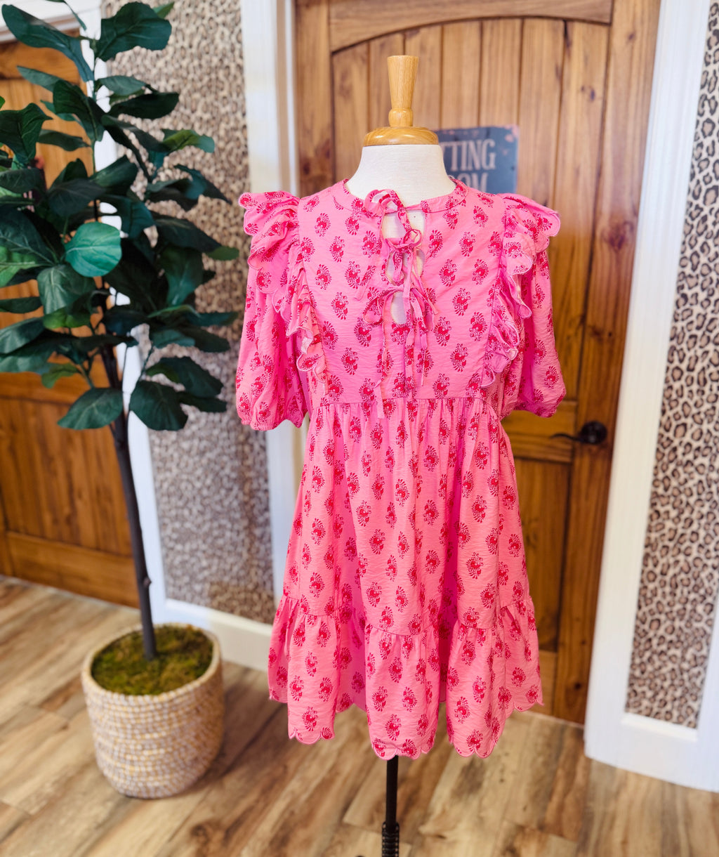 Women’s Umgee Pink Tie Neck Ruffle Shoulder Dress