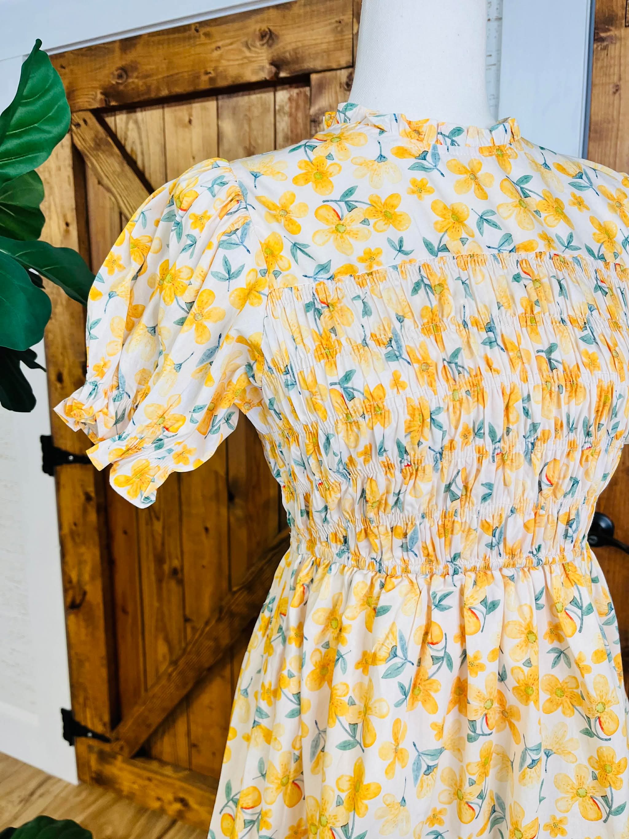 Women’s Umgee Smocked Top Yellow Floral Dress