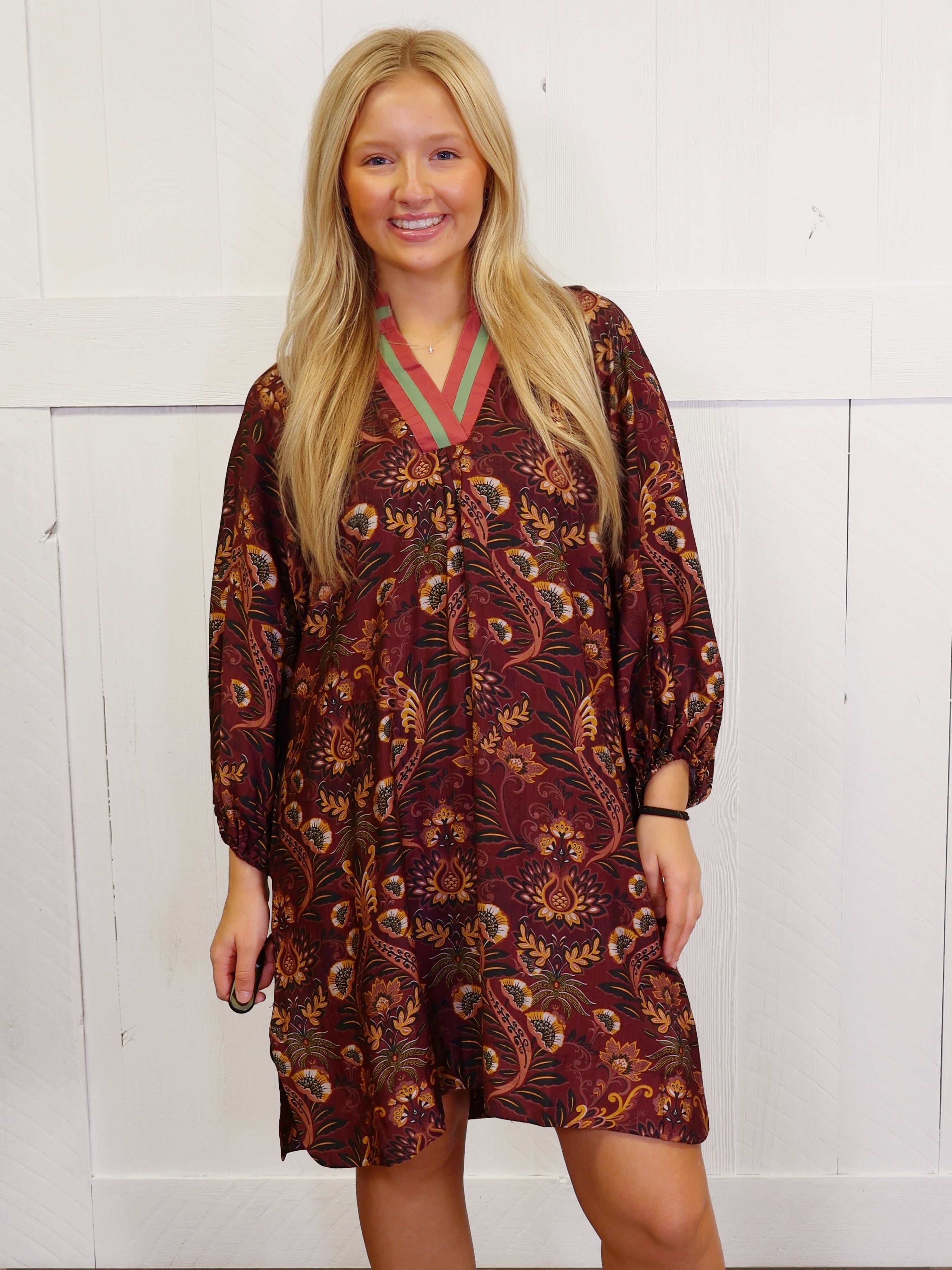 Women’s Umgee Split Neck Wine Floral Dress FW