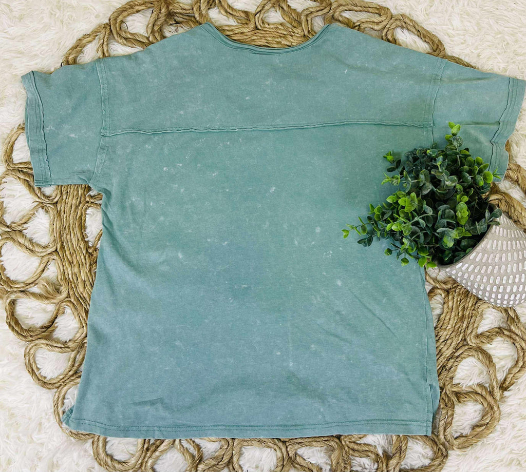 Women's Very J Sage Basic acid wash V-neck top
