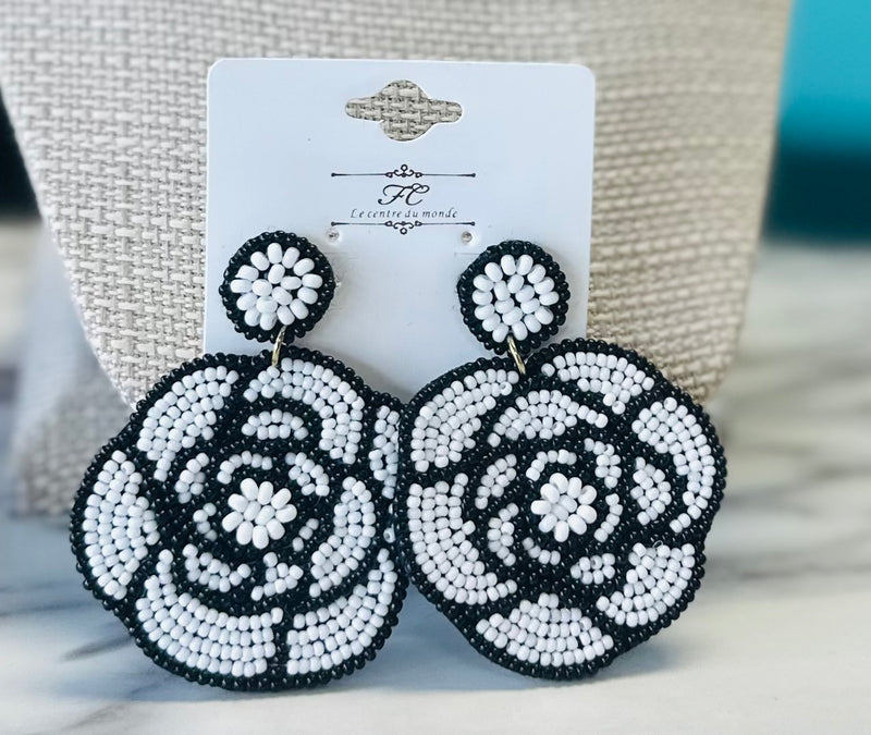Women’s White and Black Flower Earrings