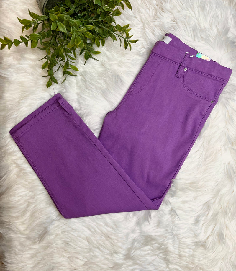 Women’s YMI hydrangea capri pants