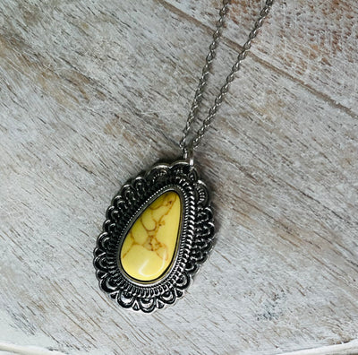 Women’s Yellow Western Earring and Necklace Set
