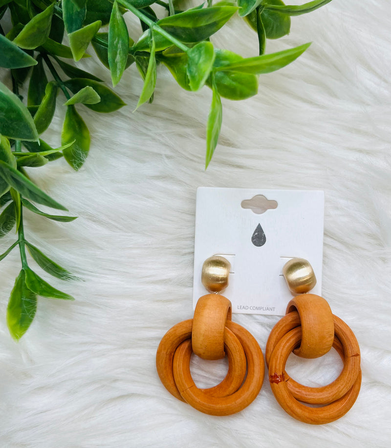 Women’s wooden hoop earrings