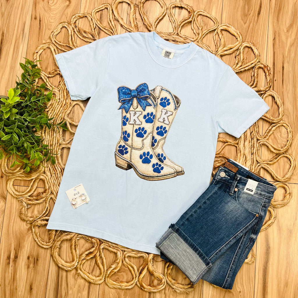 Womens Kentucky Wildcats Graphic Tee with Boot Design