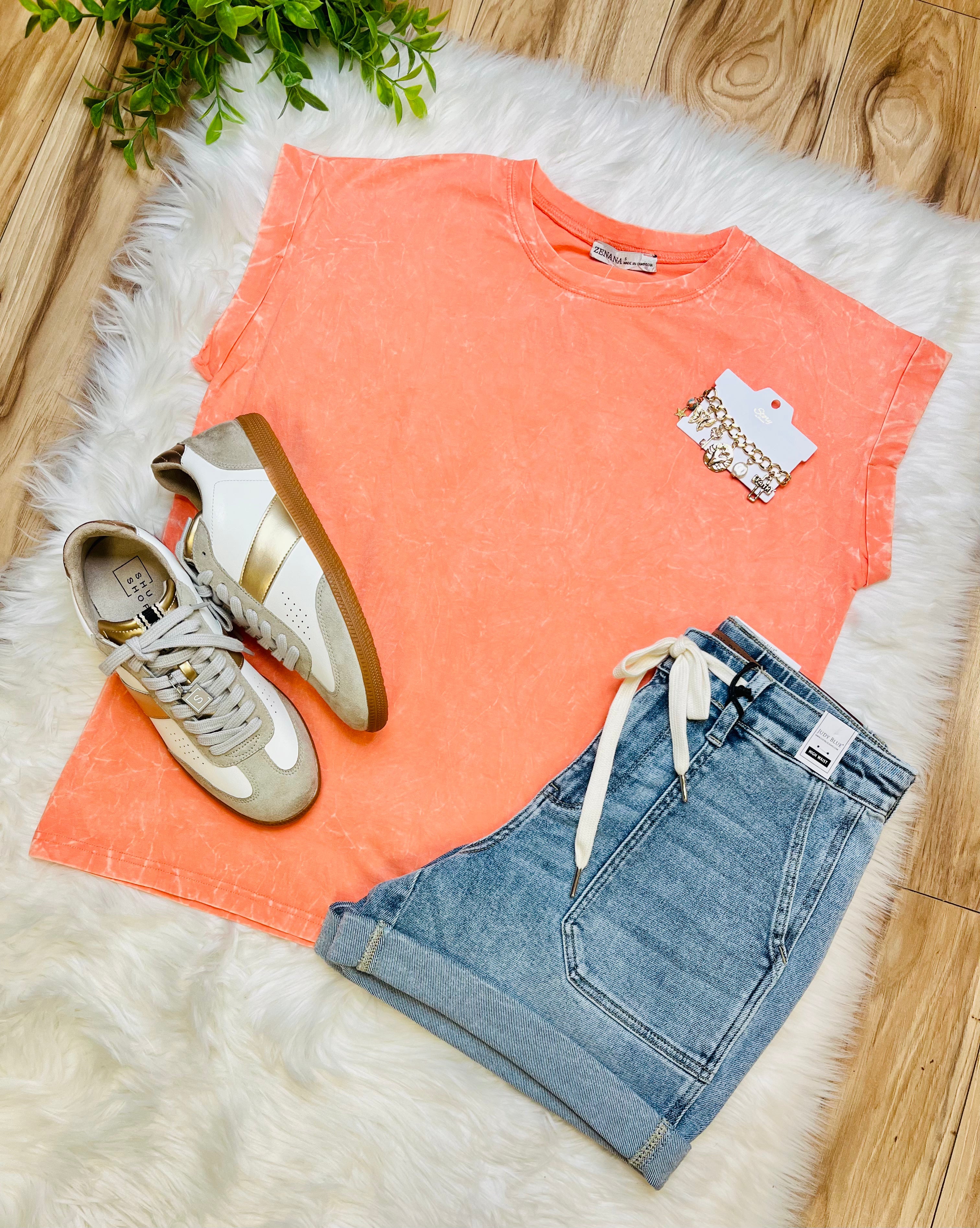 Zenana Crinkle Basic Washed Round Neck Short Sleeve Top