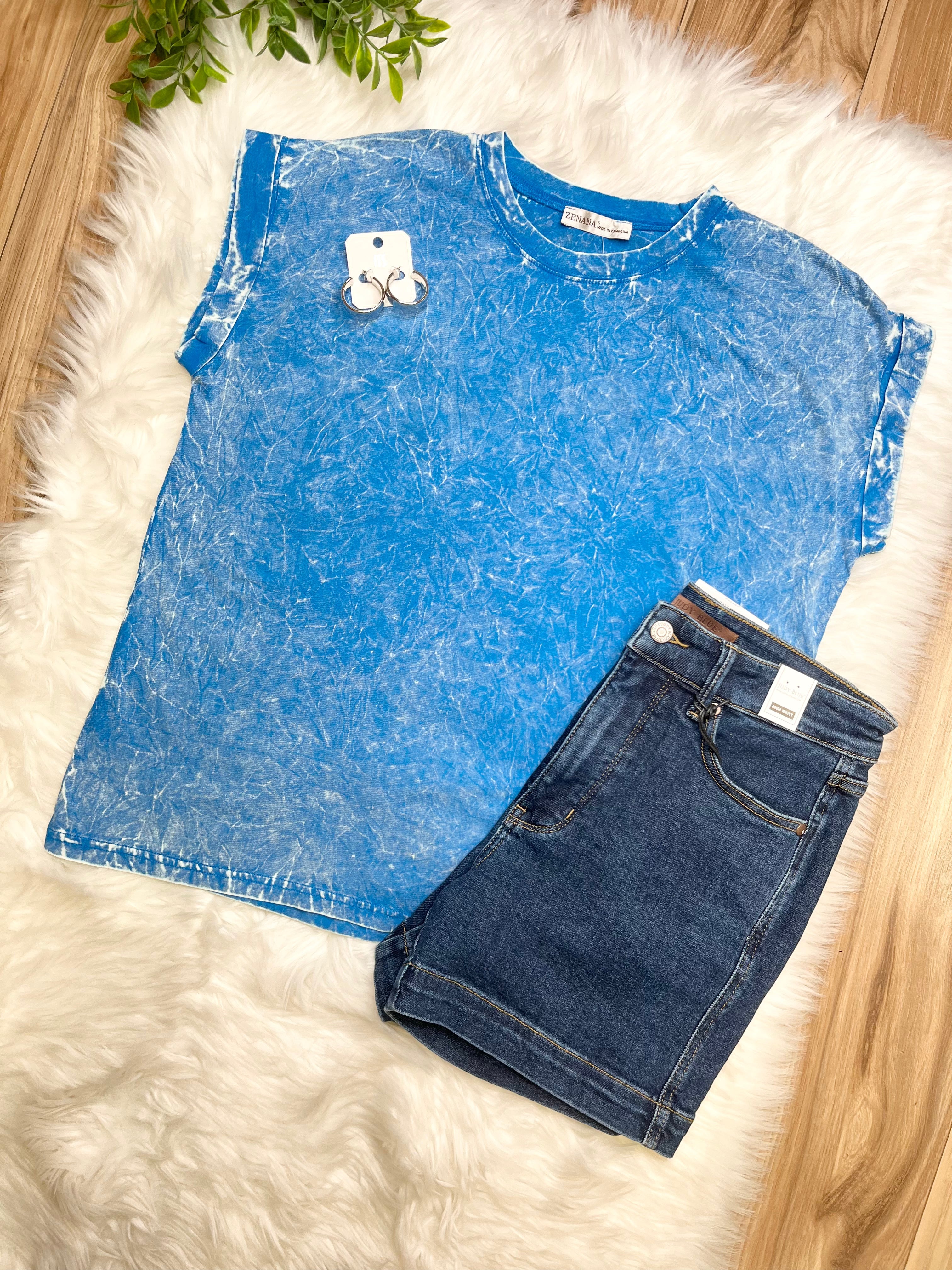 Zenana Crinkle Basic Washed Round Neck Short Sleeve Top