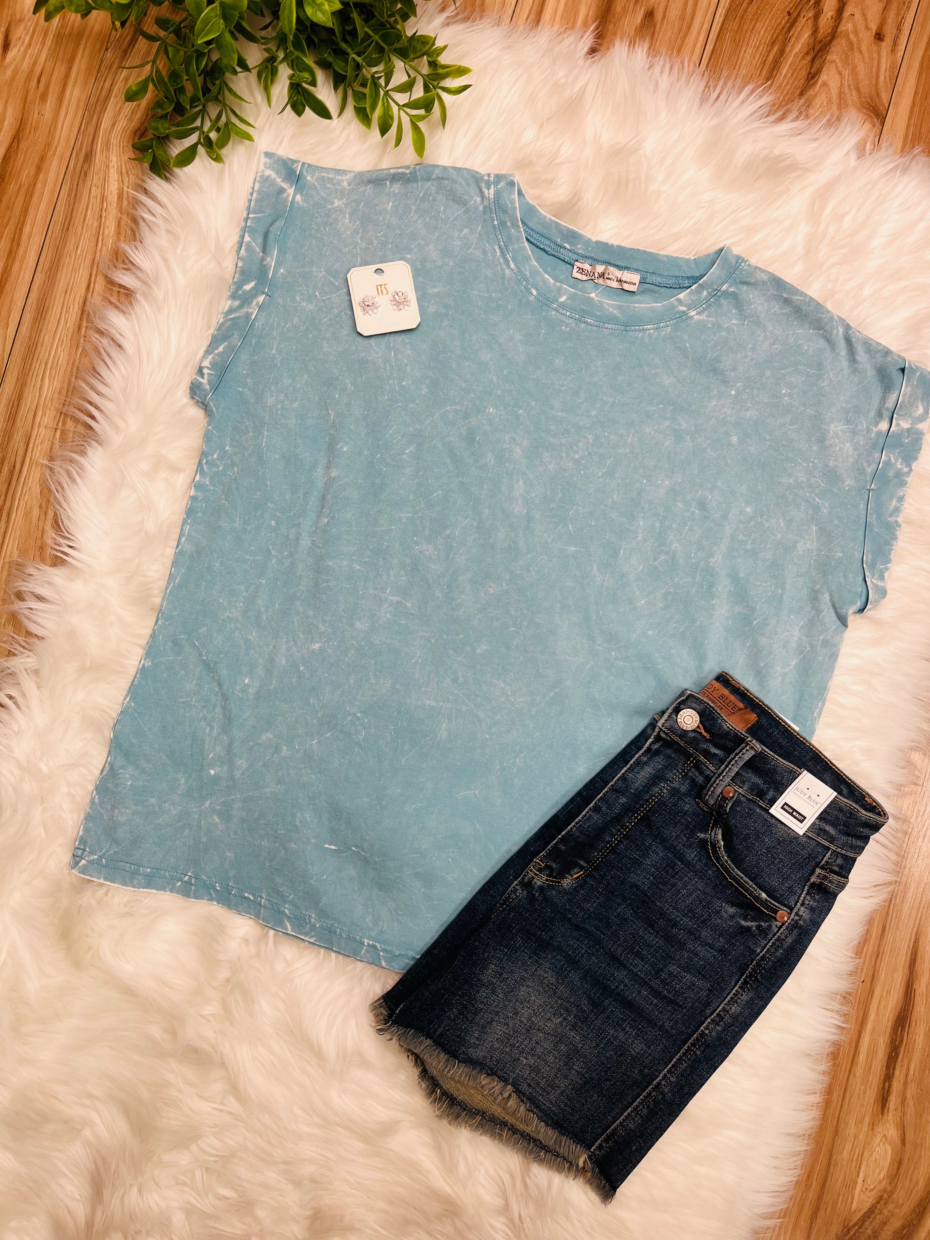 Zenana Crinkle Basic Washed Round Neck Short Sleeve Top