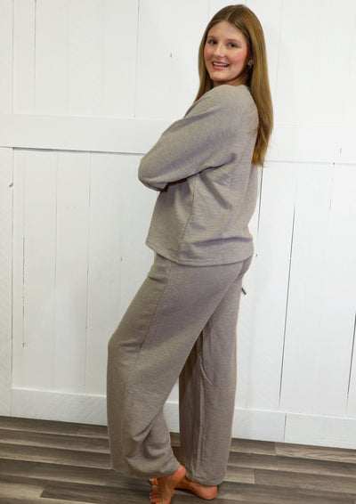 Zenana Curvy Slub Long Sleeve Lounge Set Color Coco