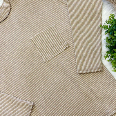 Zenana Ribbed Raw Edge Pocket Top Light Mocha