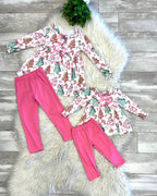 Christmas Holiday Pattern - Girls Pants Outfit - by Mini Mee - True to Size