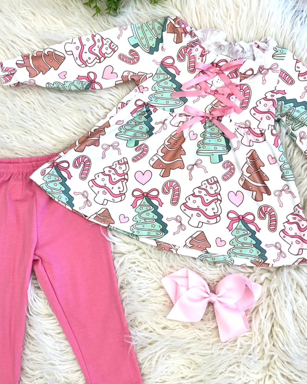 Christmas Holiday Pattern - Girls Pants Outfit - by Mini Mee - True to Size