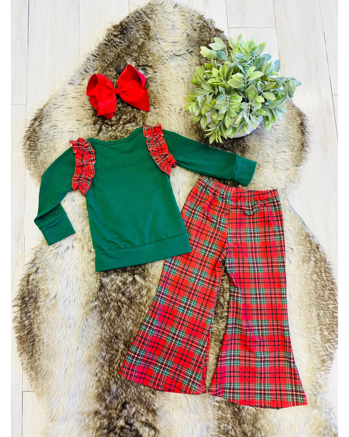 Merry Christmas Embroidered Plaid Outfit - Girls Pants Outfit - by Mini Mee - True to Size