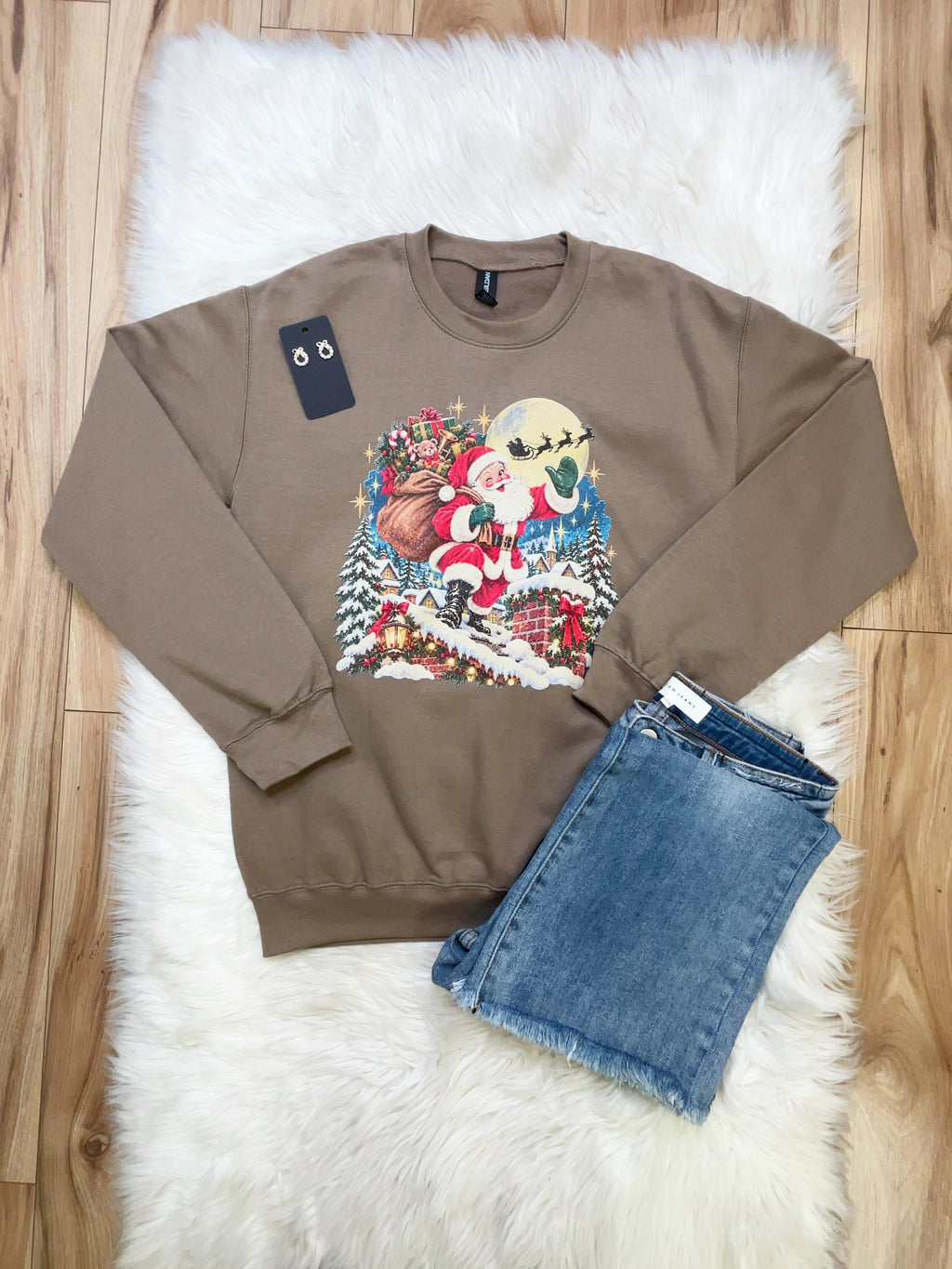Santa delivering gifts - Women’s Sweatshirt Top - by Gildan - True to Size