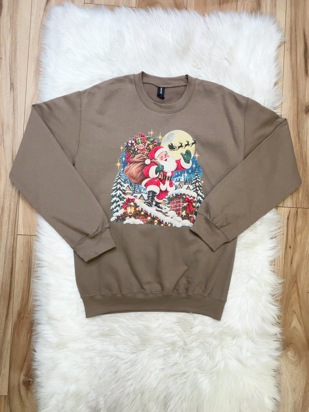 Santa delivering gifts - Women’s Sweatshirt Top - by Gildan - True to Size